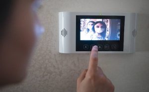AUDIO VIDEO INTERCOM SYSTEM